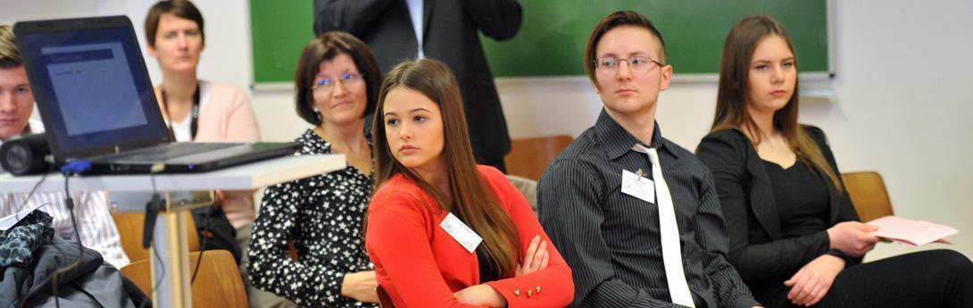 Hírek | Kaposvári Egyetem Kutató diákokat zsűriztünk a Kaposvári Egyetemet (TUDOK)