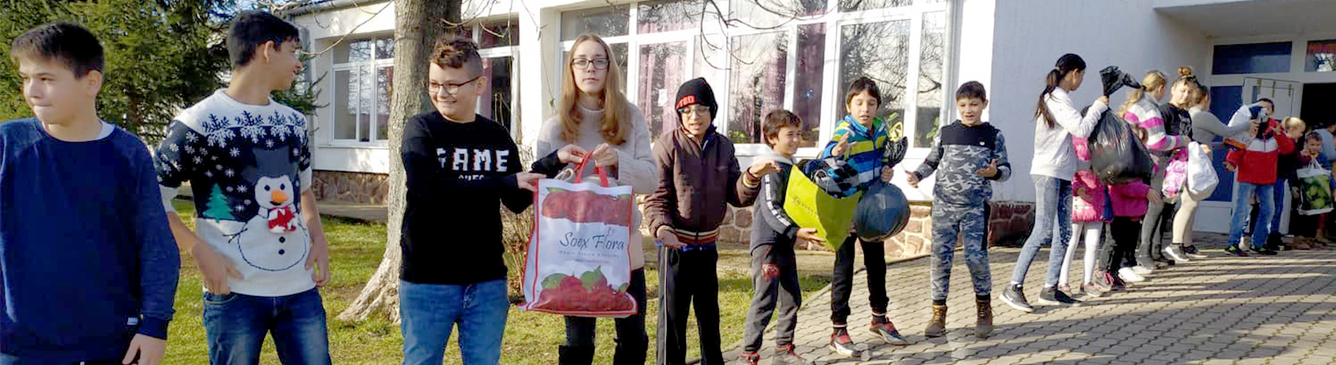 Hírek | Kaposvári Egyetem Teherautónyi adomány egy szebb karácsonyért