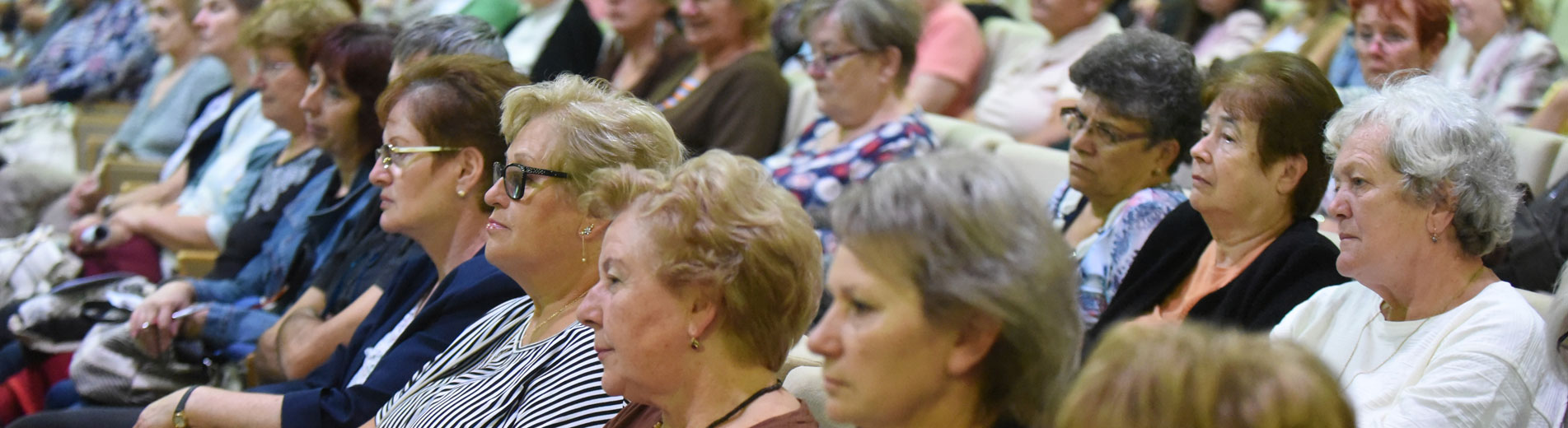 Hírek | Kaposvári Egyetem Tizenharmadik félévét kezdi a Senior